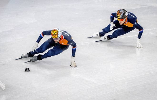 MILAN - Jens van t Wout and Friso Emons during the short track training at the Milan Ice Skating Arena during the Milan Cortina 2026 Winter Olympics ROBIN UTRECHT ANP netherlands out - belgium out xVIxxIVx 550121867 originalFilename: 550121867.jpg
