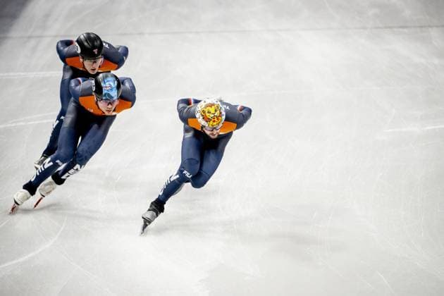 MILAN - Jens van t Wout and Friso Emons during the short track training at the Milan Ice Skating Arena during the Milan Cortina 2026 Winter Olympics ROBIN UTRECHT ANP netherlands out - belgium out xVIxxIVx 550121977 originalFilename: 550121977.jpg