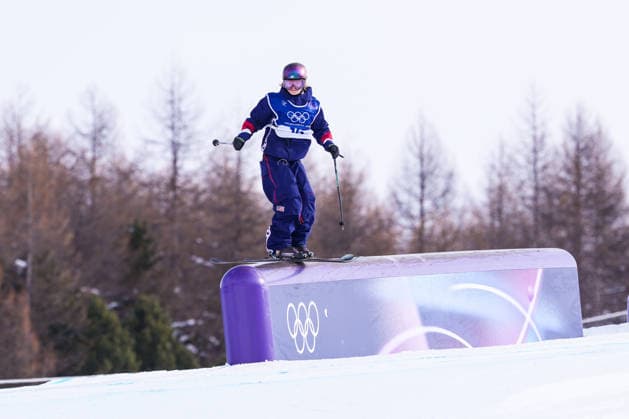 09 02 2026, Livigno, Snow Park, Winter Olympics: Women s Freeski Slopestyle Final, 16 Avery Krumme (United States) Livigno Snow Park Lombardy Italy *** 09 02 2026, Livigno, Snow Park, Winter Olympics Women s Freeski Slopestyle Final, 16 Avery Krumme United States Livigno Snow Park Lombardy Italy Copyright: xJustPictures.ch JarixPestelaccix jp-en-JaPe-DSC07482-20260209