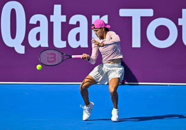 WTA, Tennis Damen QATAR TOTALENERGIES OPEN 2026-ROUND OF 64 Emiliana Arango of Colombia competes in her round of 64 match against Xinyu Wang of China during the WTA Qatar TotalEnergies Open 2026 tennis tournament at the Khalifa International Tennis Complex in Doha, Qatar, on February 9, 2026. ¨ DOHA Qatar Copyright: xNOUSHADx