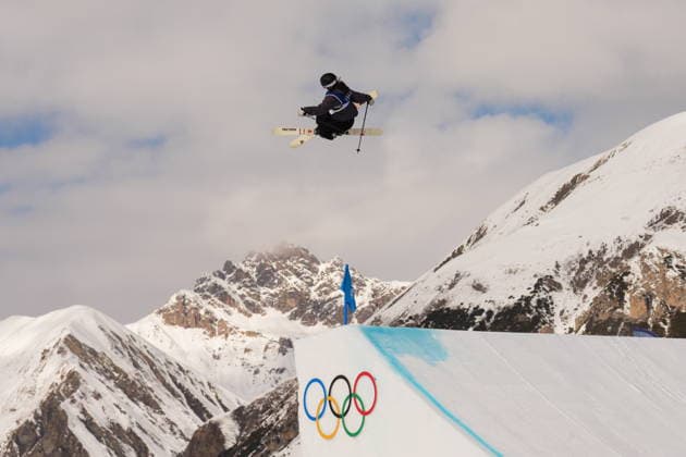February 9, 2026, Livigno, Italy: Switzerland s Giulia Tanno competes in the women s freeski slopestyle final at the Milano Cortina 2026 Winter Olympic Games, Olympische Spiele, Olympia, OS in Livigno, Italy on Monday, Feb. 9, 2026. Canada News - February 9, 2026  - ZUMAc35_ 20260209_zaf_c35_004 Copyright: xSeanxKilpatrickx