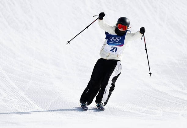 (260209) -- LIVIGNO, Feb. 9, 2026 -- Liu Mengting of China competes during the freestyle skiing women s freeski slopestyle final at the Milan-Cortina 2026 Olympic Winter games, Winterspiele,Spiele, Summer games in Livigno, Italy, Feb. 9, 2026. ) (MICO2026)ITALY-LIVIGNO-OLYMPIC WINTER GAMES-FREESTYLE SKIING-WOMEN S FREESKI SLOPESTYLE-FINAL WangxPeng 