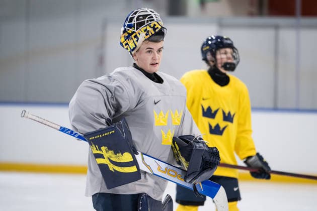 260209 Goaltender Emma Söderberg of Sweden at a Ice hockey, Eishockey practice session during day 3 of the 2026 Winter Olympics on February 9, 2026 in Milan. Photo: Emma Wallskog BILDBYRAN kod EW EW0624 ishockey ice hockey Olympic Games, Olympische Spiele, Olympia, OS olympics winter olympics os ol olympiska spel vinter-os olympiske leker milano cortina 2026 milan cortina 2026 milano cortina 2026 olympic games milano cortina 2026 winter olympic games milano cortina-os milano cortina-ol vinter-ol 3 bbeng träning training sweden sverige dam *** 260209 Goaltender Emma Söderberg of Sweden at an ice hockey practice session during day 3 of the 2026 Winter Olympics on February 9, 2026 in Milan Photo Emma Wallskog BILDBYRAN kod EW EW0624 ishockey ice hockey olympic games olympics winter olympics os ol olympiska spel vinter os olympiske leker milano cortina 2026 milan cortina 2026 milano cortina 2026 olympic games milano cortina 2026 winter olympic games milano cortina os milano cortina ol vinter ol 3 bbeng träning training sweden sverige dam  Copyright: EMMAxWALLSKOG BB260209EW006