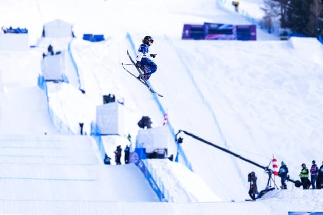 09 02 2026, Livigno, Snow Park, Winter Olympics: Women s Freeski Slopestyle Final, 3 Kirsty Muir (Great Britain) Livigno Snow Park Lombardy Italy *** 09 02 2026, Livigno, Snow Park, Winter Olympics Women s Freeski Slopestyle Final, 3 Kirsty Muir Great Britain Livigno Snow Park Lombardy Italy Copyright: xJustPictures.ch JarixPestelaccix jp-en-JaPe-DSC08633-20260209