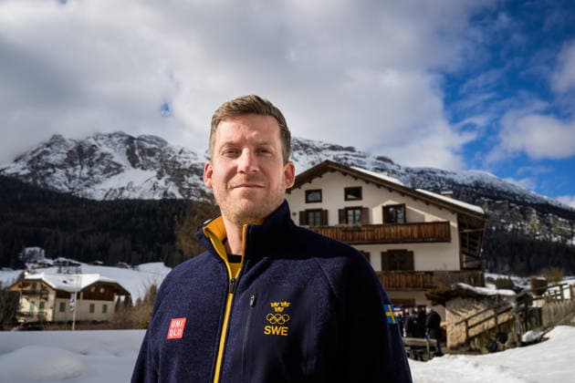 260209 Coach Alexander Lindström of the Swedish national men s curling team poses for a portrait at a press meet during day 3 of the 2026 Winter Olympics on February 9, 2026 in Cortina. Photo: Joel Marklund BILDBYRAN kod JM JM0785 bbeng curling Olympic Games, Olympische Spiele, Olympia, OS olympics winter olympics os ol olympiska spel vinter-os olympiske leker milano cortina 2026 milan cortina 2026 milano cortina 2026 olympic games milano cortina 2026 winter olympic games milano cortina-os milano cortina-ol vinter-ol pressträff Sverige Sweden porträtt *** 260209 Coach Alexander Lindström of the Swedish national men s curling team poses for a portrait at a press meet during day 3 of the 2026 Winter Olympics on February 9, 2026 in Cortina Photo Joel Marklund BILDBYRAN kod JM JM0785 bbeng curling olympic games olympics winter olympics os ol olympiska spel vinter os olympiske leker milano cortina 2026 milan cortina 2026 milano cortina 2026 olympic games milano cortina 2026 winter olympic games milano cortina os milano cortina ol vinter ol pressträff Sverige Sweden Sweden portrait  Copyright: JOELxMARKLUND BB260209JM017