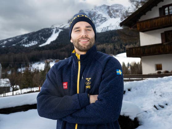 CORTINA 20260209 Oskar Eriksson in the Swedish curling team that will start the Olympic Games, Olympische Spiele, Olympia, OS in Cortina on Wednesday with a match against Italy. *** The image is included in the SPORTS PACKAGE. For others PAYMENT IMAGE ** CORTINA ITALY x10030x *** CORTINA 20260209 Oskar Eriksson in the Swedish curling team that will start the Olympic Games in Cortina on Wednesday with a match against Italy The image is included in the SPORTS PACKAGE For others PAYMENT IMAGE CORTINA ITALY x10030x  Copyright: xJonasxEkströmer TTx 2026 OLYMPICS CURLING
