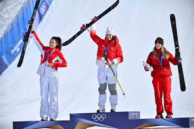 LIVIGNO, ITALY 20260209 Chinese favorite Eileen Gu took Olympic silver in the women s slopestyle final in Livigno. Mathilde Gremaud, Switzerland, won the gold and Megan Oldham, Canada, took the bronze. *** The image is included in the SPORTS PACKAGE. For others PAYMENT IMAGE ** BORMIO ITALY x10080x *** LIVIGNO, ITALY 20260209 Chinese favorite Eileen Gu took Olympic silver in the women s slopestyle final in Livigno Mathilde Gremaud, Switzerland, won the gold and Megan Oldham, Canada, took the bronze The image is included in the SPORTS PACKAGE For others PAYMENT IMAGE BORMIO ITALY x10080x  Copyright: xFredrikxSandberg TTx 2026 OLYMPICS SLOPESTYLE FINAL