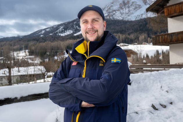 CORTINA 20260209 national team, Nationalteam captain Fredrik Lindberg in the Swedish curling team that begins the Olympic Games, Olympische Spiele, Olympia, OS in Cortina on Wednesday with a match against Italy. *** The image is included in the SPORTS PACKAGE. For others PAYMENT IMAGE ** CORTINA ITALY x10030x *** CORTINA 20260209 National team captain Fredrik Lindberg in the Swedish curling team that begins the Olympic Games in Cortina on Wednesday with a match against Italy The image is included in the SPORTS PACKAGE For others PAYMENT IMAGE CORTINA ITALY x10030x  Copyright: xJonasxEkströmer TTx 2026 OLYMPICS MEN S CURLING