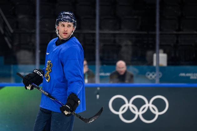 260209 Mikko Rantanen of Finland at an Ice hockey, Eishockey practice session during day 3 of the 2026 Winter Olympics on February 9, 2026 in Milan. Photo: Carl Sandin BILDBYRAN kod CS CS0864 ishockey ice hockey Olympic Games, Olympische Spiele, Olympia, OS olympics winter olympics os ol olympiska spel vinter-os olympiske leker milano cortina 2026 milan cortina 2026 milano cortina 2026 olympic games milano cortina 2026 winter olympic games milano cortina-os milano cortina-ol vinter-ol 3 bbeng finland *** 260209 Mikko Rantanen of Finland at an ice hockey practice session during day 3 of the 2026 Winter Olympics on February 9, 2026 in Milan Photo Carl Sandin BILDBYRAN code CS CS0864 ice hockey ice hockey olympic games olympics winter olympics os ol olympiska spel vinter os olympiske leker milano cortina 2026 milan cortina 2026 milano cortina 2026 olympic games milano cortina 2026 winter olympic games milano cortina os milano cortina ol vinter ol 3 bbeng finland  Copyright: CARLxSANDIN BB260209CS060