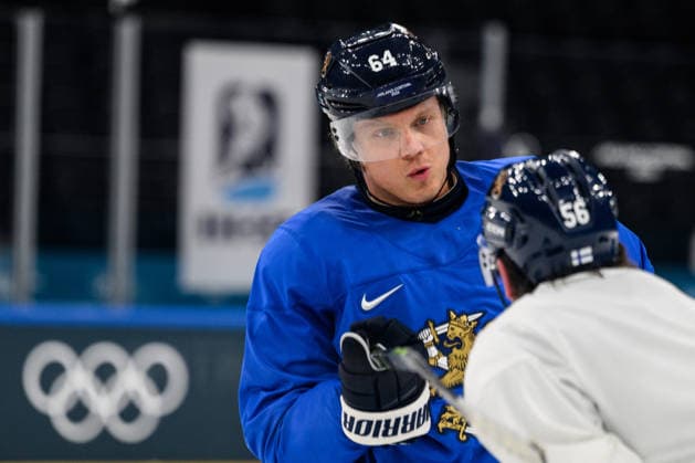 260209 Mikael Granlund of Finland at an Ice hockey, Eishockey practice session during day 3 of the 2026 Winter Olympics on February 9, 2026 in Milan. Photo: Carl Sandin BILDBYRAN kod CS CS0864 ishockey ice hockey Olympic Games, Olympische Spiele, Olympia, OS olympics winter olympics os ol olympiska spel vinter-os olympiske leker milano cortina 2026 milan cortina 2026 milano cortina 2026 olympic games milano cortina 2026 winter olympic games milano cortina-os milano cortina-ol vinter-ol 3 bbeng finland *** 260209 Mikael Granlund of Finland at an ice hockey practice session during day 3 of the 2026 Winter Olympics on February 9, 2026 in Milan Photo Carl Sandin BILDBYRAN code CS CS0864 ice hockey ice hockey olympic games olympics winter olympics os ol olympiska spel vinter os olympiske leker milano cortina 2026 milan cortina 2026 milano cortina 2026 olympic games milano cortina 2026 winter olympic games milano cortina os milano cortina ol vinter ol 3 bbeng finland  Copyright: CARLxSANDIN BB260209CS067