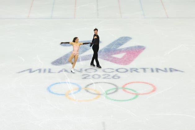 February 9, 2026, Milan, Lombardy, Italy: LAURENCE FOURNIER BEAUDRY and GUILLAUME CIZERON of France practice their Ice Dance Rhythm Dance of the Figure skating, Eiskunstlauf Team Event at the Milano Cortina 2026 Winter Olympic Games, Olympische Spiele, Olympia, OS Milan Italy - ZUMAc179 20260209_oly_c179_003 Copyright: xMickaelxChavetx