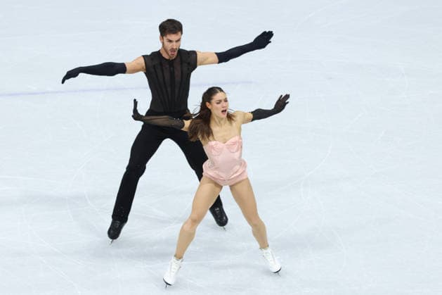 February 9, 2026, Milan, Lombardy, Italy: LAURENCE FOURNIER BEAUDRY and GUILLAUME CIZERON of France practice their Ice Dance Rhythm Dance of the Figure skating, Eiskunstlauf Team Event at the Milano Cortina 2026 Winter Olympic Games, Olympische Spiele, Olympia, OS Milan Italy - ZUMAc179 20260209_oly_c179_028 Copyright: xMickaelxChavetx