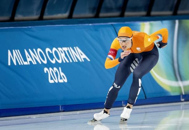MILAN - Suzanne Schulting during the 1,000 meters of long track Speed skating, Eisschnelllauf at the Milan Speed Skating Stadium at the Milan Winter Olympics. ROBIN VAN LONKHUIJSEN ANP xVIxANPxSportx xxANPxIVx 550158968 originalFilename: 550158968.jpg