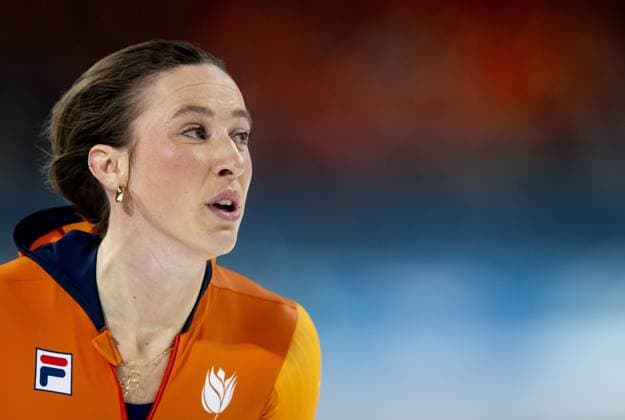 MILAN - Suzanne Schulting during the 1,000 meters in long track Speed skating, Eisschnelllauf at the Milan Speed Skating Stadium at the Milan Winter Olympics. SEM VAN DER WAL ANP xVIxANPxSportx xxANPxIVx 550158984 originalFilename: 550158984.jpg