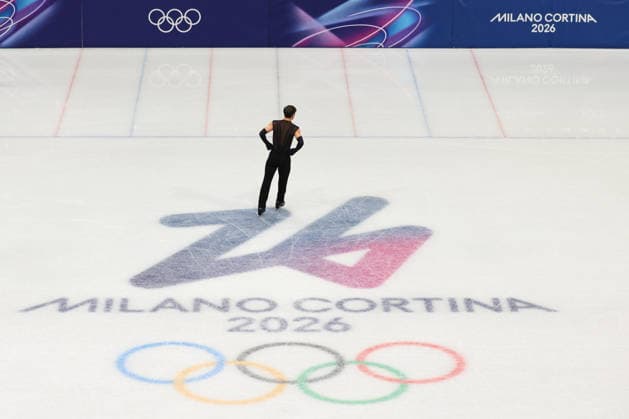 February 9, 2026, Milan, Lombardy, Italy: GUILLAUME CIZERON of France practices the Ice Dance Rhythm Dance of the Figure skating, Eiskunstlauf Team Event at the Milano Cortina 2026 Winter Olympic Games, Olympische Spiele, Olympia, OS Milan Italy - ZUMAc179 20260209_oly_c179_042 Copyright: xMickaelxChavetx