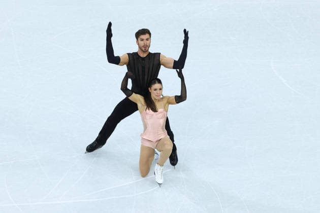February 9, 2026, Milan, Lombardy, Italy: LAURENCE FOURNIER BEAUDRY and GUILLAUME CIZERON of France practice their Ice Dance Rhythm Dance of the Figure skating, Eiskunstlauf Team Event at the Milano Cortina 2026 Winter Olympic Games, Olympische Spiele, Olympia, OS Olympics 2026: Milano Cortina: Figure Skating Ice Dance Rhythm Dance  - ZUMAc179 20260209_oly_c179_055 Copyright: xMickaelxChavetx