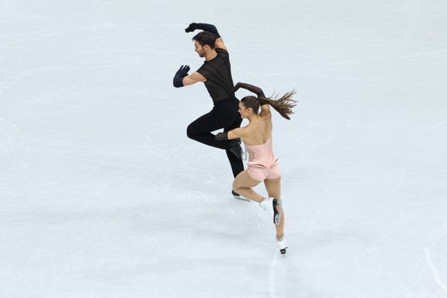 February 9, 2026, Milan, Lombardy, Italy: LAURENCE FOURNIER BEAUDRY and GUILLAUME CIZERON of France practice their Ice Dance Rhythm Dance of the Figure skating, Eiskunstlauf Team Event at the Milano Cortina 2026 Winter Olympic Games, Olympische Spiele, Olympia, OS Olympics 2026: Milano Cortina: Figure Skating Ice Dance Rhythm Dance  - ZUMAc179 20260209_oly_c179_065 Copyright: xMickaelxChavetx