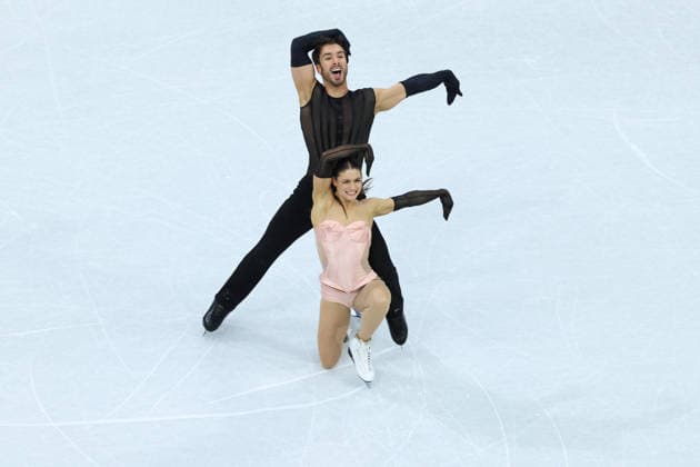 February 9, 2026, Milan, Lombardy, Italy: LAURENCE FOURNIER BEAUDRY and GUILLAUME CIZERON of France practice their Ice Dance Rhythm Dance of the Figure skating, Eiskunstlauf Team Event at the Milano Cortina 2026 Winter Olympic Games, Olympische Spiele, Olympia, OS Milan Italy - ZUMAc179 20260209_oly_c179_054 Copyright: xMickaelxChavetx
