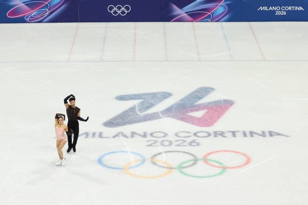 February 9, 2026, Milan, Lombardy, Italy: Ice Dance Rhythm Dance of the Figure skating, Eiskunstlauf Team Event at the Milano Cortina 2026 Winter Olympic Games, Olympische Spiele, Olympia, OS Milan Italy - ZUMAc179 20260209_oly_c179_058 Copyright: xMickaelxChavetx