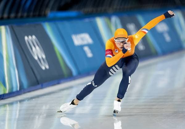 MILAN - Suzanne Schulting during the 1,000 meters of long track Speed skating, Eisschnelllauf at the Milan Speed Skating Stadium at the Milan Winter Olympics. SEM VAN DER WAL ANP xVIxANPxSportx xxANPxIVx 550160654 originalFilename: 550160654.jpg