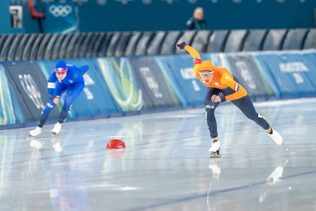 2026-02-09 - Milano Cortina 2026 Winter Olympics 1000m Women MILAN, ITALY - FEBRUARY 9: Maybritt Vigl of Italy, Suzanne Schulting of the Netherlands during the 1000m Women on day 3 of the Milano Cortina 2026 Winter Olympics at the Milano Speed skating, Eisschnelllauf Arena on February 9, 2026 in Milan, Italy Milan Milano Speed Skating Arena Italy Content not available for redistribution in The Netherlands directly or indirectly through any third parties. Copyright: xAndrexWeeningx