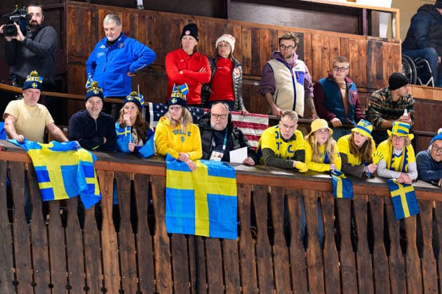 260209 Fans of Sweden competes in a round robin mixed doubles curling semifinal match between Great Britain and Sweden during day 3 of the 2026 Winter Olympics on February 9, 2026 in Cortina. Photo: Jon Olav Nesvold BILDBYRAN COP 217 JE0114 curling Olympic Games, Olympische Spiele, Olympia, OS olympics winter olympics os ol olympiska spel vinter-os olympiske leker milano cortina 2026 milan cortina 2026 milano cortina 2026 olympic games milano cortina 2026 winter olympic games milano cortina-os milano cortina-ol vinter-ol 3 bbeng publik sweden sverige *** 260209 Fans of Sweden competes in a round robin mixed doubles curling semifinal match between Great Britain and Sweden during day 3 of the 2026 Winter Olympics on February 9, 2026 in Cortina Photo Jon Olav Nesvold BILDBYRAN COP 217 JE0114 curling olympic games olympics winter olympics os ol olympiska spel vinter os olympiske leker milano cortina 2026 milan cortina 2026 milano cortina 2026 olympic games milano cortina 2026 winter olympic games milano cortina os milano cortina ol vinter ol 3 bbeng publik sweden sverige  Copyright: JONxOLAVxNESVOLD BB260209JE013