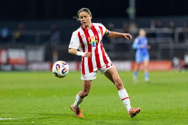 Google Pixel Frauen-Bundesliga: 1. FC Köln - SGS Essen; 09.02.2026 Laura Feiersinger (1. FC Köln, 27) am 17. Spieltag der Google Pixel Frauen-Bundesliga im Spiel des 1. FC Köln gegen die SGS Essen am 09.02.2026 im Franz-Kremer-Stadion in Köln. Copyright: xBEAUTIFULxSPORTS Meuselx