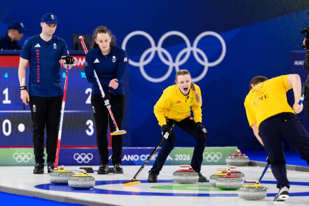 260209 Jennifer Dodds and Bruce Mouat of Great Britain and Isabelle Wrana and Rasmus Wrana of Sweden competes in a round robin mixed doubles curling semifinal match between Great Britain and Sweden during day 3 of the 2026 Winter Olympics on February 9, 2026 in Cortina. Photo: Jon Olav Nesvold BILDBYRAN COP 217 JE0114 curling Olympic Games, Olympische Spiele, Olympia, OS olympics winter olympics os ol olympiska spel vinter-os olympiske leker milano cortina 2026 milan cortina 2026 milano cortina 2026 olympic games milano cortina 2026 winter olympic games milano cortina-os milano cortina-ol vinter-ol 3 bbeng sweden sverige *** 260209 Jennifer Dodds and Bruce Mouat of Great Britain and Isabelle Wrana and Rasmus Wrana of Sweden competes in a round robin mixed doubles curling semifinal match between Great Britain and Sweden during day 3 of the 2026 Winter Olympics on February 9, 2026 in Cortina Photo Jon Olav Nesvold BILDBYRAN COP 217 JE0114 curling olympic games olympics winter olympics os ol olympiska spel vinter os olympiske leker milano cortina 2026 milan cortina 2026 milano cortina 2026 olympic games milano cortina 2026 winter olympic games milano cortina os milano cortina ol vinter ol 3 bbeng sweden sverige  Copyright: JONxOLAVxNESVOLD BB260209JE020