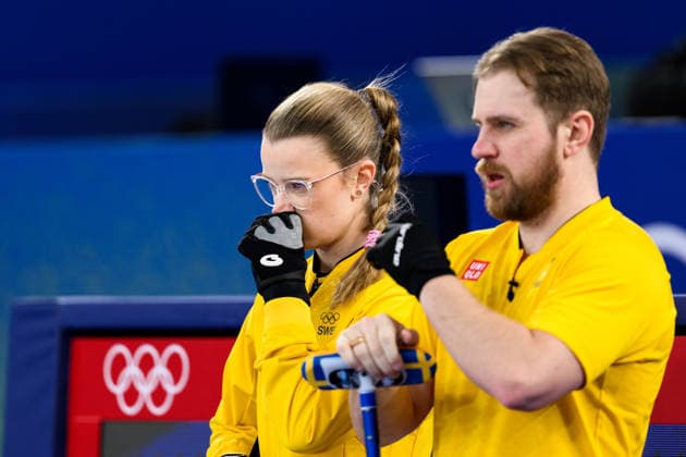 260209 Isabelle Wrana and Rasmus Wrana of Sweden competes in a round robin mixed doubles curling semifinal match between Great Britain and Sweden during day 3 of the 2026 Winter Olympics on February 9, 2026 in Cortina. Photo: Jon Olav Nesvold BILDBYRAN COP 217 JE0114 curling Olympic Games, Olympische Spiele, Olympia, OS olympics winter olympics os ol olympiska spel vinter-os olympiske leker milano cortina 2026 milan cortina 2026 milano cortina 2026 olympic games milano cortina 2026 winter olympic games milano cortina-os milano cortina-ol vinter-ol 3 bbeng sweden sverige *** 260209 Isabelle Wrana and Rasmus Wrana of Sweden competes in a round robin mixed doubles curling semifinal match between Great Britain and Sweden during day 3 of the 2026 Winter Olympics on February 9, 2026 in Cortina Photo Jon Olav Nesvold BILDBYRAN COP 217 JE0114 curling olympic games olympics winter olympics os ol olympiska spel vinter os olympiske leker milano cortina 2026 milan cortina 2026 milano cortina 2026 olympic games milano cortina 2026 winter olympic games milano cortina os milano cortina ol vinter ol 3 bbeng sweden sverige  Copyright: JONxOLAVxNESVOLD BB260209JE024
