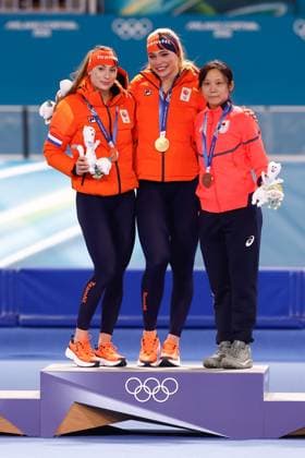 MILAN , 09-02-2026 , Milano Speed skating, Eisschnelllauf Stadium , Olympic Winter games, Winterspiele,Spiele, Summer games 2026 - Speed Skating 1000m ladies, Picture shows Femke Kok, Jutta Leerdam, Miho Takagi Olympic Winter Games 2026 - Speed Skating 1000m ladies  x201441801x Copyright: