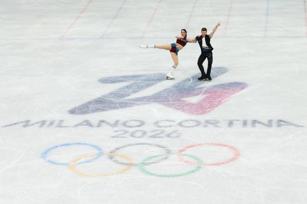February 9, 2026, Milan, Lombardy, Italy: CHARLENE GUIGNARD and MARCO FABBRI of Italy in the Ice Dance Rhythm Dance of the Figure skating, Eiskunstlauf Team Event at the Milano Cortina 2026 Winter Olympic Games, Olympische Spiele, Olympia, OS Olympics 2026: Milano Cortina: Figure Skating Ice Dance Rhythm Dance  - ZUMAc179 20260209_oly_c179_088 Copyright: xMickaelxChavetx
