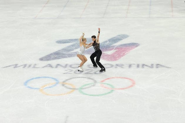 February 9, 2026, Milan, Lombardy, Italy: PIPER GILLES and PAUL POIRIER of Canada in the Ice Dance Rhythm Dance of the Figure skating, Eiskunstlauf Team Event at the Milano Cortina 2026 Winter Olympic Games, Olympische Spiele, Olympia, OS Olympics 2026: Milano Cortina: Figure Skating Ice Dance Rhythm Dance  - ZUMAc179 20260209_oly_c179_089 Copyright: xMickaelxChavetx