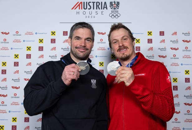 OLYMPICS - Winter Olympic Games, Olympische Spiele, Olympia, OS Milano Cortina 2026 BORMIO,ITALY,09.FEB.26 - OLYMPICS, ALPINE SKIING - Winter Olympic Games Milano Cortina 2026, team combined, downhill, men, press conference, PK, Pressekonferenz Ski Austria. Image shows Vincent Kriechmayr and Manuel Feller (AUT). Keywords: medals.  GEPAxpictures xHaraldxSteiner