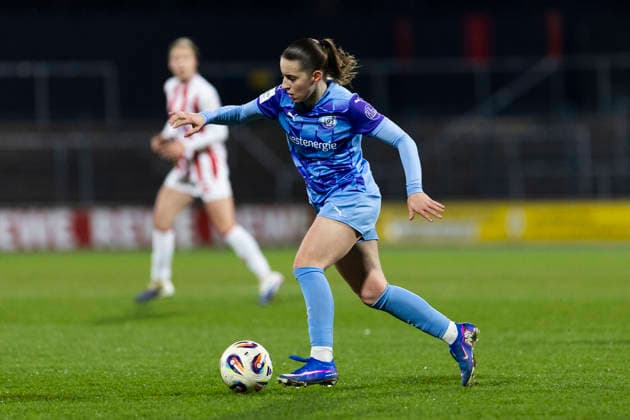 Google Pixel Frauen-Bundesliga: 1. FC Köln - SGS Essen; 09.02.2026 Leonie Köpp (SGS Essen, 20) am 17. Spieltag der Google Pixel Frauen-Bundesliga im Spiel des 1. FC Köln gegen die SGS Essen am 09.02.2026 im Franz-Kremer-Stadion in Köln. Copyright: xBEAUTIFULxSPORTS Meuselx