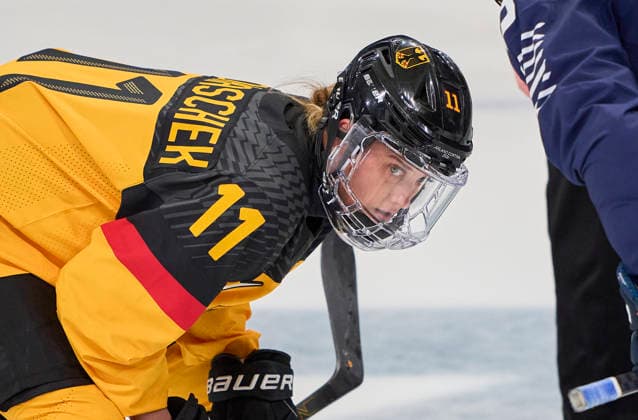 Nicola Hadraschek- Eisenschmid of Germany at the preliminary women Ice hockey, Eishockey match Group B Germany - France of the Milano Cortina 2026 Winter Olympic Games, Olympische Spiele, Olympia, OS at Milano Rho Ice Hockey Arena on February 9, 2026 in Milan, Italy.