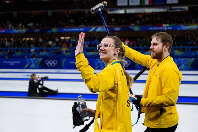 260209 Isabelle Wrana and Rasmus Wrana of Sweden celebrate after winning in a round robin mixed doubles curling semifinal match between Great Britain and Sweden during day 3 of the 2026 Winter Olympics on February 9, 2026 in Cortina. Photo: Jon Olav Nesvold BILDBYRAN COP 217 JE0114 curling Olympic Games, Olympische Spiele, Olympia, OS olympics winter olympics os ol olympiska spel vinter-os olympiske leker milano cortina 2026 milan cortina 2026 milano cortina 2026 olympic games milano cortina 2026 winter olympic games milano cortina-os milano cortina-ol vinter-ol 3 bbeng jubel sweden sverige *** 260209 Isabelle Wrana and Rasmus Wrana of Sweden celebrate after winning in a round robin mixed doubles curling semifinal match between Great Britain and Sweden during day 3 of the 2026 Winter Olympics on February 9, 2026 in Cortina Photo Jon Olav Nesvold BILDBYRAN COP 217 JE0114 curling olympic games olympics winter olympics os ol olympiska spel vinter os olympiske leker milano cortina 2026 milan cortina 2026 milano cortina 2026 olympic games milano cortina 2026 winter olympic games milano cortina os milano cortina ol vinter ol 3 bbeng jubel sweden sverige  Copyright: JONxOLAVxNESVOLD BB260209JE035