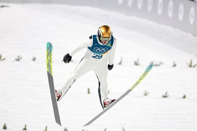 OLYMPICS - Winter Olympic Games, Olympische Spiele, Olympia, OS Milano Cortina 2026 VAL DI FIEMME,ITALY,09.FEB.26 - OLYMPICS, Ski jumping, Skispringen, Ski, nordisch - Winter Olympic Games Milano Cortina 2026, normal hill, men, individual. Image shows Jason Colby (USA).  GEPAxpictures xMatthiasxTrinkl