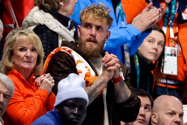 2026-02-09 Speed skating, Eisschnelllauf - Milano Cortina 2026 Winter Olympics - Day 3 MILAN, ITALY - FEBRUARY 9: Boxer Jake Paul is seen in the stands while Jutta Leerdam of the Netherlands (not in picture) is competing in the Women s 1000m during Day 3 of Speed Skating - Milano Cortina 2026 Winter Olympics at Milano Speed Skating Stadium on February 9, 2026 in Milan, Italy. (Photo by Joris Verwijst BSR Agency) Milan Italy Content not available for redistribution in The Netherlands directly or indirectly through any third parties. Copyright: xBSRxAgencyx