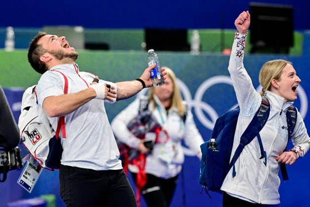 CORTINA, ITALY 20260209 USA s Korey Dropkin and Cory Thiesse won their semifinal against Italy and will face Sweden in the final in mixed curling in Cortina. *** The image is included in the SPORTS PACKAGE. For others PAYMENT IMAGE ** CORTINA ITALY x10030x *** CORTINA, ITALY 20260209 USA s Korey Dropkin and Cory Thiesse won their semifinal against Italy and will face Sweden in the final in mixed curling in Cortina The image is included in the SPORTS PACKAGE For others PAYMENT IMAGE CORTINA ITALY x10030x  Copyright: xJonasxEkströmer TTx OLYMPICS 2026 MIXED CURLING SEMI-FINALS