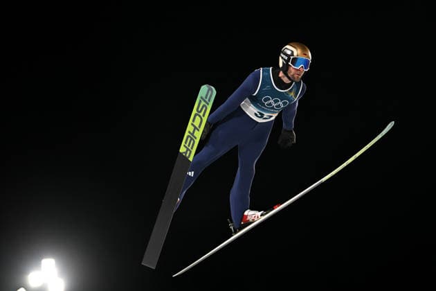 Predazzo, Italy, February 09th 2026. Pius Paschke of Germany in action during the Ski jumping, Skispringen, Ski, nordisch Mens Normal Hill Individual competition of the Olympic Winter games, Winterspiele,Spiele, Summer games 2026 in Predazzo, Italy. (Photo by Igor Kupljenik Sports Press Photo)  Copyright: xIgorxKupljenikx xSPPx Sportspressphoto_SPR90621