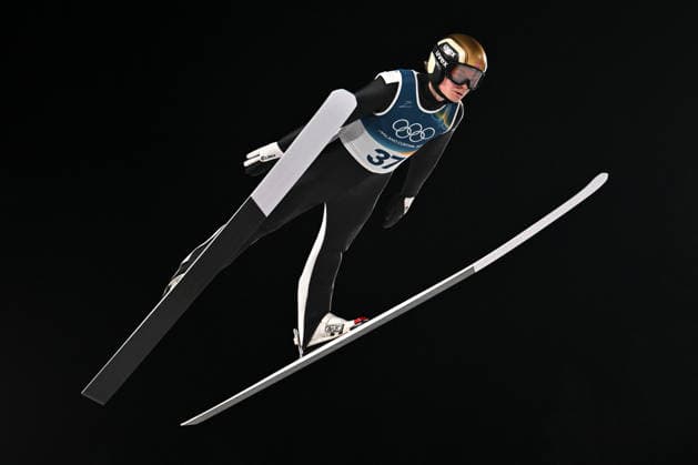 Predazzo, Italy, February 09th 2026. Marius Lindvik of Norway in action during the Ski jumping, Skispringen, Ski, nordisch Mens Normal Hill Individual competition of the Olympic Winter games, Winterspiele,Spiele, Summer games 2026 in Predazzo, Italy. (Photo by Igor Kupljenik Sports Press Photo)  Copyright: xIgorxKupljenikx xSPPx Sportspressphoto_SPR90622