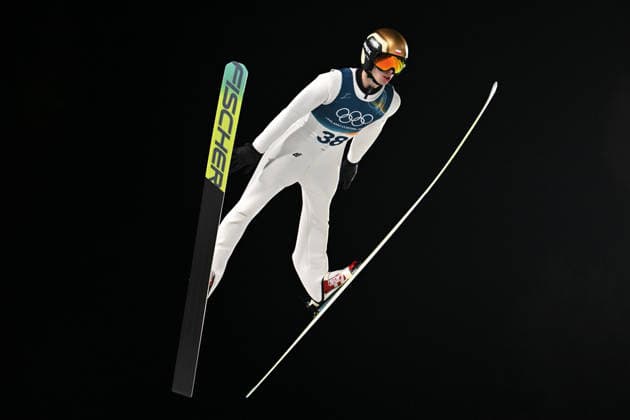 Predazzo, Italy, February 09th 2026. Kacper Tomasiak of Poland in action during the Ski jumping, Skispringen, Ski, nordisch Mens Normal Hill Individual competition of the Olympic Winter games, Winterspiele,Spiele, Summer games 2026 in Predazzo, Italy. (Photo by Igor Kupljenik Sports Press Photo)  Copyright: xIgorxKupljenikx xSPPx Sportspressphoto_SPR90630
