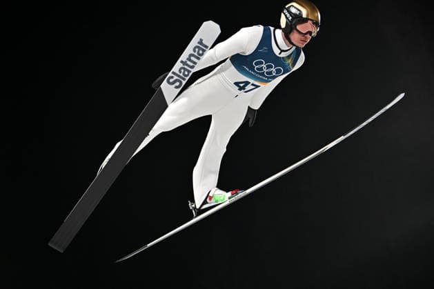 Predazzo, Italy, February 09th 2026. Anze Lanisek of Slovenia in action during the Ski jumping, Skispringen, Ski, nordisch Mens Normal Hill Individual competition of the Olympic Winter games, Winterspiele,Spiele, Summer games 2026 in Predazzo, Italy. (Photo by Igor Kupljenik Sports Press Photo)  Copyright: xIgorxKupljenikx xSPPx Sportspressphoto_SPR90635