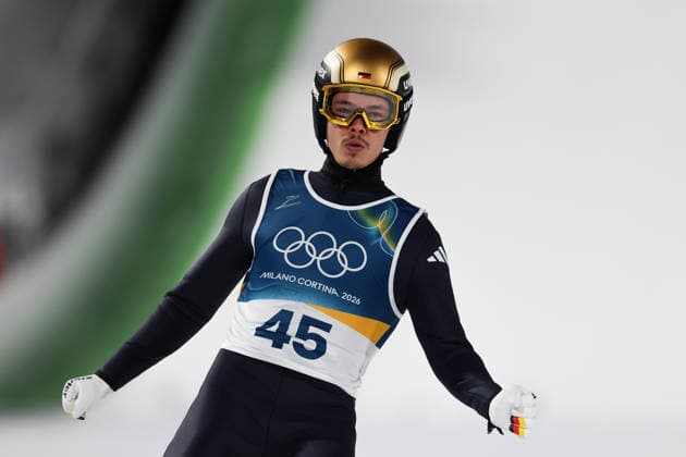 Olympische Winterspiele Milano Cortina 2026 Skispringen Normalschanze Einzel Männer am 09.02.2026 an der Predazzo Ski jumping, Skispringen, Ski, nordisch Stadium in Predazzo Philipp Raimund ( Deutschland ) *** Olympic Winter Games Milano Cortina 2026 Ski Jumping Normal Hill Individual Men on 09 02 2026 at the Predazzo Ski Jumping Stadium in Predazzo Philipp Raimund Germany xMSx