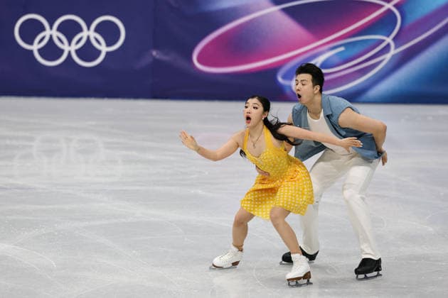 Winter Olympics - Figure skating, Eiskunstlauf Team Event Ice Dance-Rhythm Dance - Milan Liu Xinyu and Wang Shiyue of Team China compete in the figure skating team event ice dance-rhythm dance during the Milano Cortina 2026 Winter Olympic Games, Olympische Spiele, Olympia, OS at Milano Ice Skating Arena in Milan on February 9, 2026. Photo by Alexis Jumeau ABACAPRESS.COM Milan Italy  Copyright: xJMP ABACAx