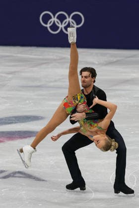 Winter Olympics - Figure skating, Eiskunstlauf Team Event Ice Dance-Rhythm Dance - Milan Phebe Bekker and James Hernandez of Team Great Britain compete in the figure skating team event ice dance-rhythm dance during the Milano Cortina 2026 Winter Olympic Games, Olympische Spiele, Olympia, OS at Milano Ice Skating Arena in Milan on February 9, 2026. Photo by Alexis Jumeau ABACAPRESS.COM Milan Italy  Copyright: xJMP ABACAx