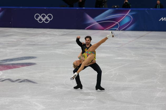 Winter Olympics - Figure skating, Eiskunstlauf Team Event Ice Dance-Rhythm Dance - Milan Phebe Bekker and James Hernandez of Team Great Britain compete in the figure skating team event ice dance-rhythm dance during the Milano Cortina 2026 Winter Olympic Games, Olympische Spiele, Olympia, OS at Milano Ice Skating Arena in Milan on February 9, 2026. Photo by Alexis Jumeau ABACAPRESS.COM Milan Italy  Copyright: xJMP ABACAx