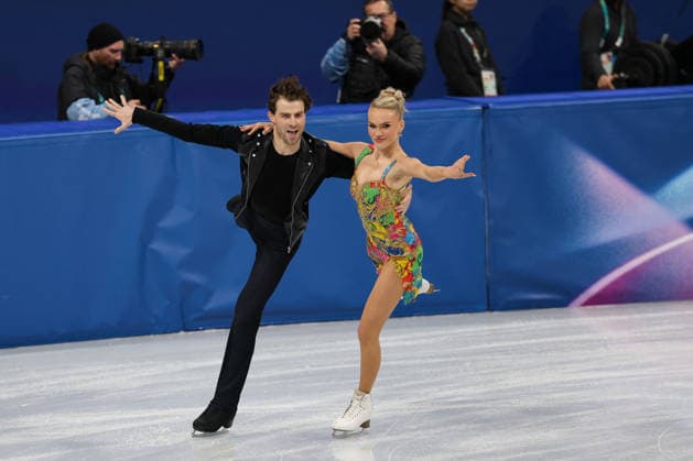 Winter Olympics - Figure skating, Eiskunstlauf Team Event Ice Dance-Rhythm Dance - Milan Phebe Bekker and James Hernandez of Team Great Britain compete in the figure skating team event ice dance-rhythm dance during the Milano Cortina 2026 Winter Olympic Games, Olympische Spiele, Olympia, OS at Milano Ice Skating Arena in Milan on February 9, 2026. Photo by Alexis Jumeau ABACAPRESS.COM Milan Italy  Copyright: xJMP ABACAx