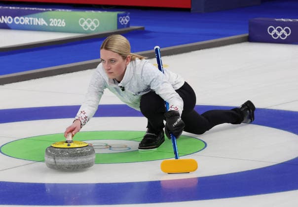 Team USA s Corey Thiesse releases the stone in the Curling Mixed Doubles Semi-Finals against Italy at the 2026 Winter Olympics in Cortina, Italy on Monday February 09, 2026. Team USA beat Italy 9-8.  OLY2026020690 HUGOxPHILPOTT