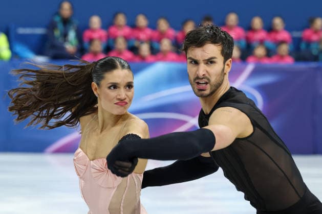February 9, 2026, Milan, Lombardy, Italy: LAURENCE FOURNIER BEAUDRY and GUILLAUME CIZERON of France perform their Ice Dance Rhythm Dance of the Figure skating, Eiskunstlauf Team Event at the Milano Cortina 2026 Winter Olympic Games, Olympische Spiele, Olympia, OS Milan Italy - ZUMAc179 20260209_oly_c179_111 Copyright: xMickaelxChavetx